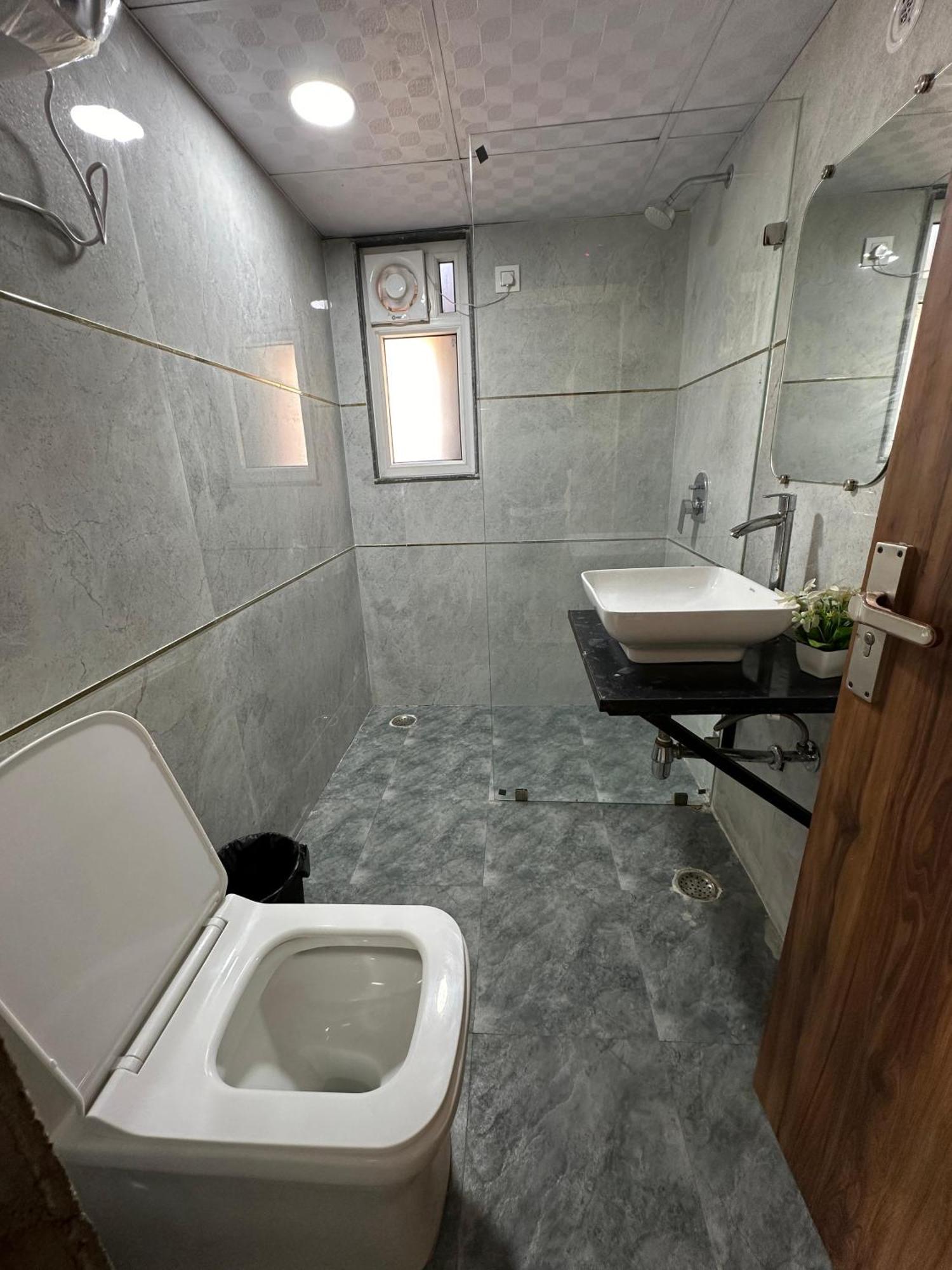 Sky Villa With Private Pool Нойда Экстерьер фото