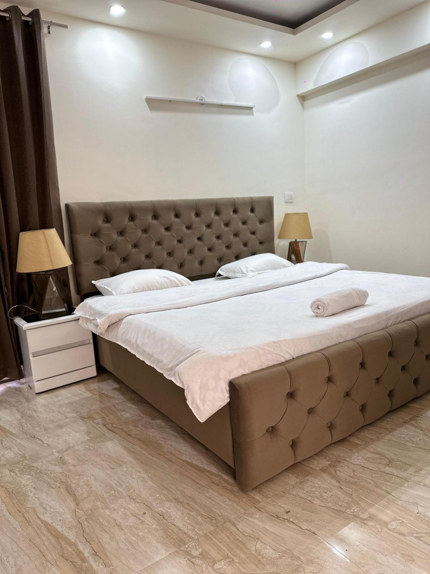 Sky Villa With Private Pool Нойда Экстерьер фото