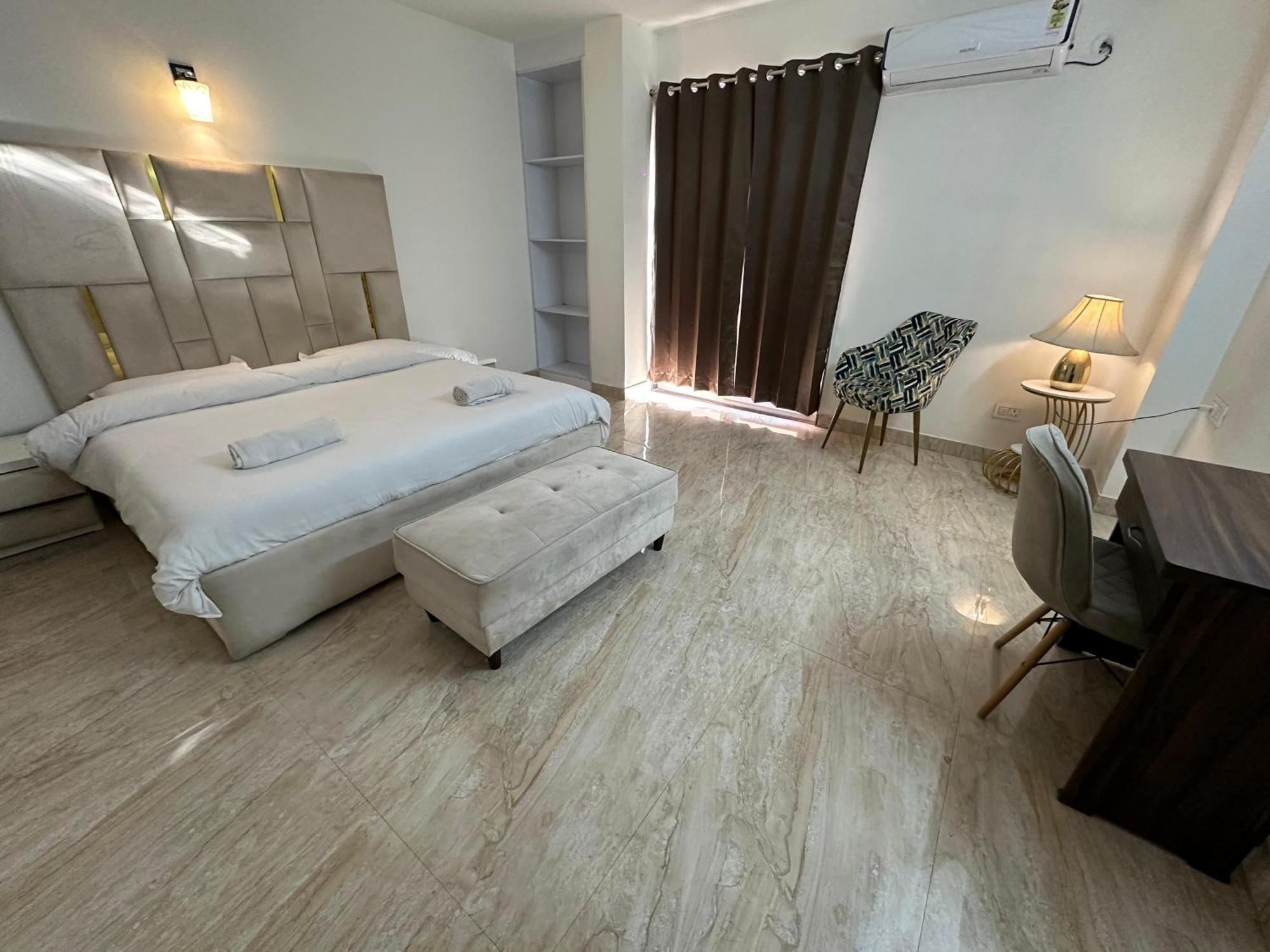 Sky Villa With Private Pool Нойда Экстерьер фото
